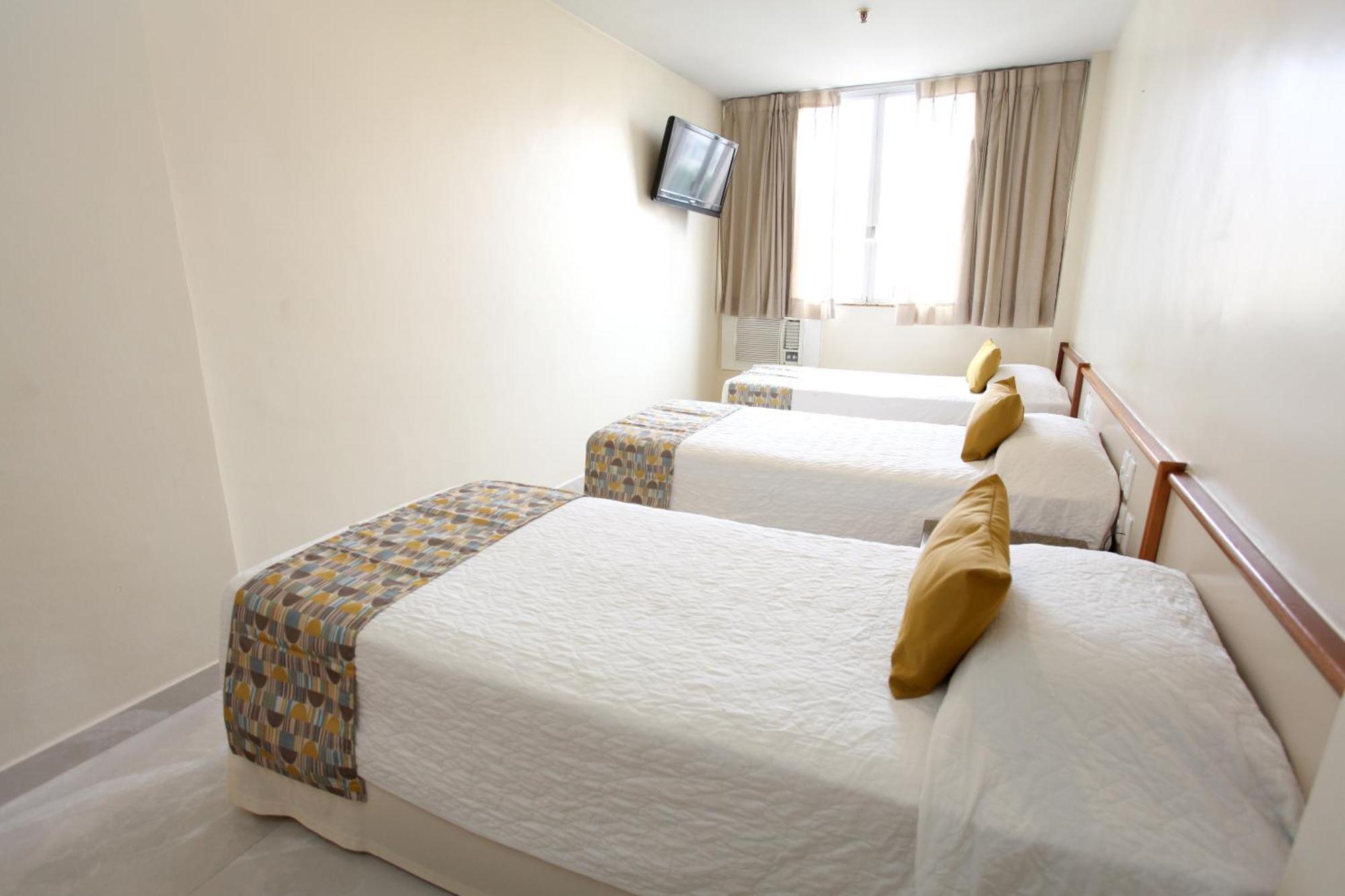 Mengo Palace Hotel 3*